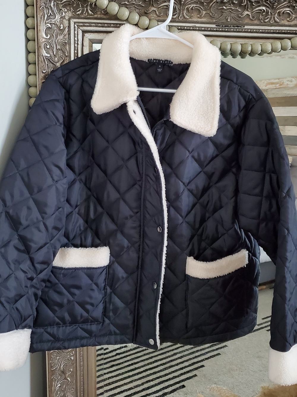 Como Black Quilted Jacket with Cream Sherpa Trim. New w/o Tag. Size XL